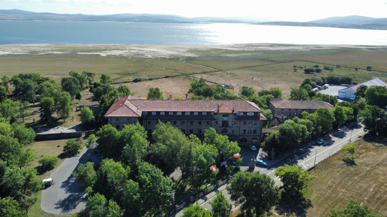 فندق Balneario De Corconte Cabanas de Virtus المظهر الخارجي الصورة